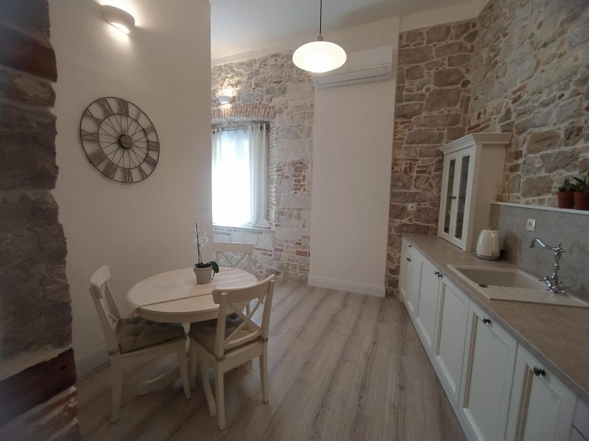 Apartment Antique Zadar - City Center 외부 사진